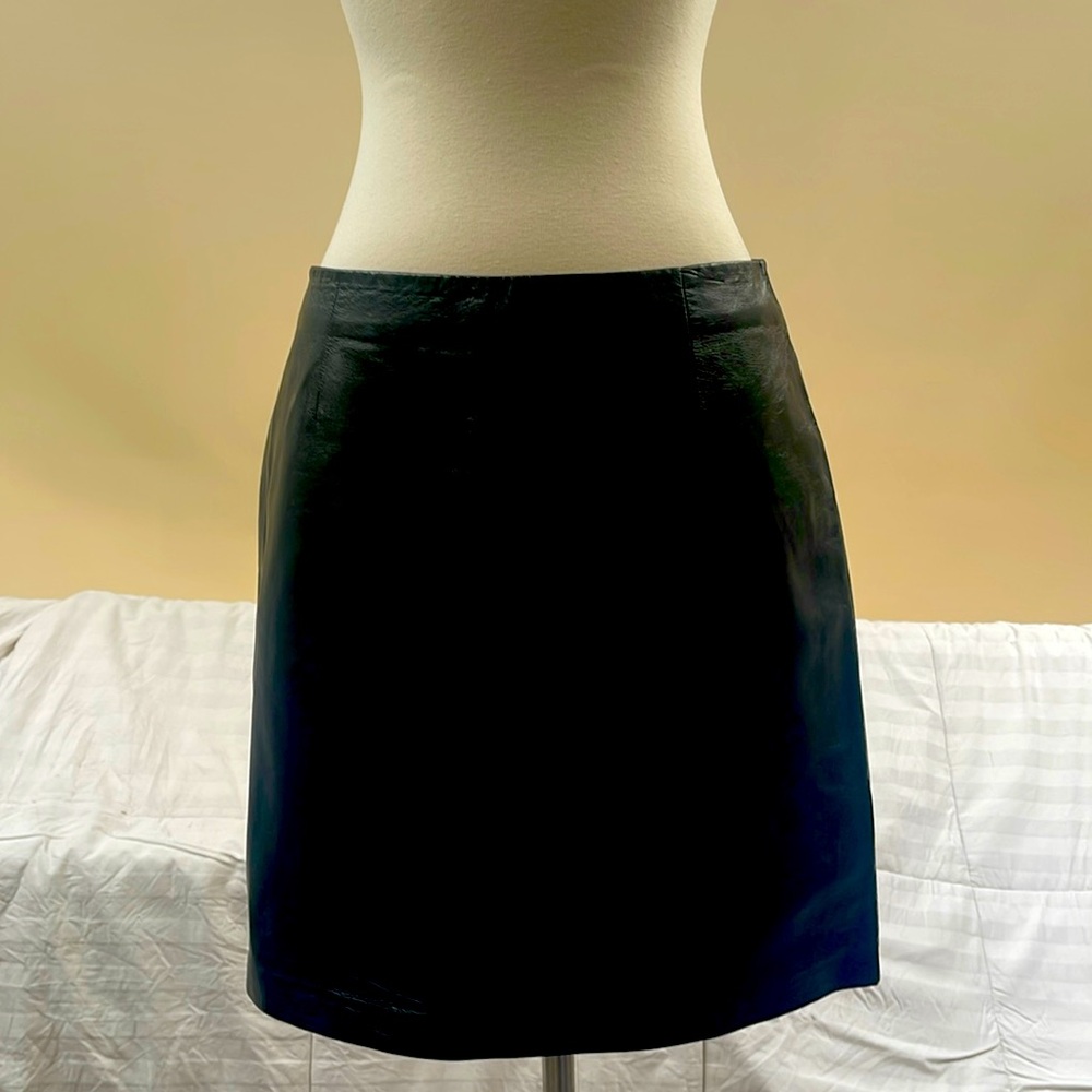 Leather women’s mini skirt